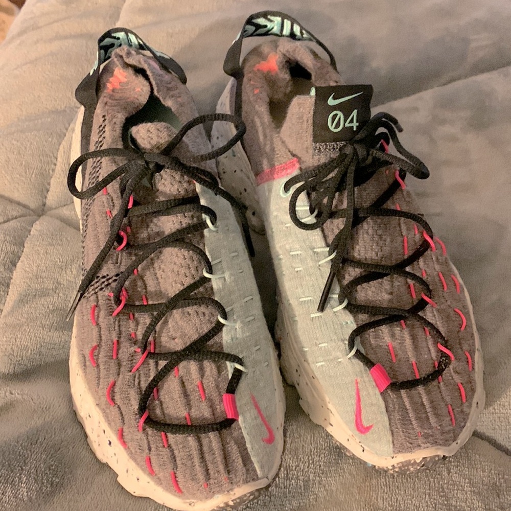 Super cute and comfy stretchy Nike